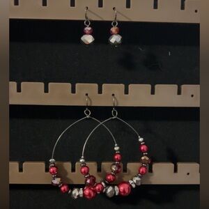 🎄✨ 2 Pairs Elegant Red Beaded Earrings – Festive Holiday Set! ✨🎄